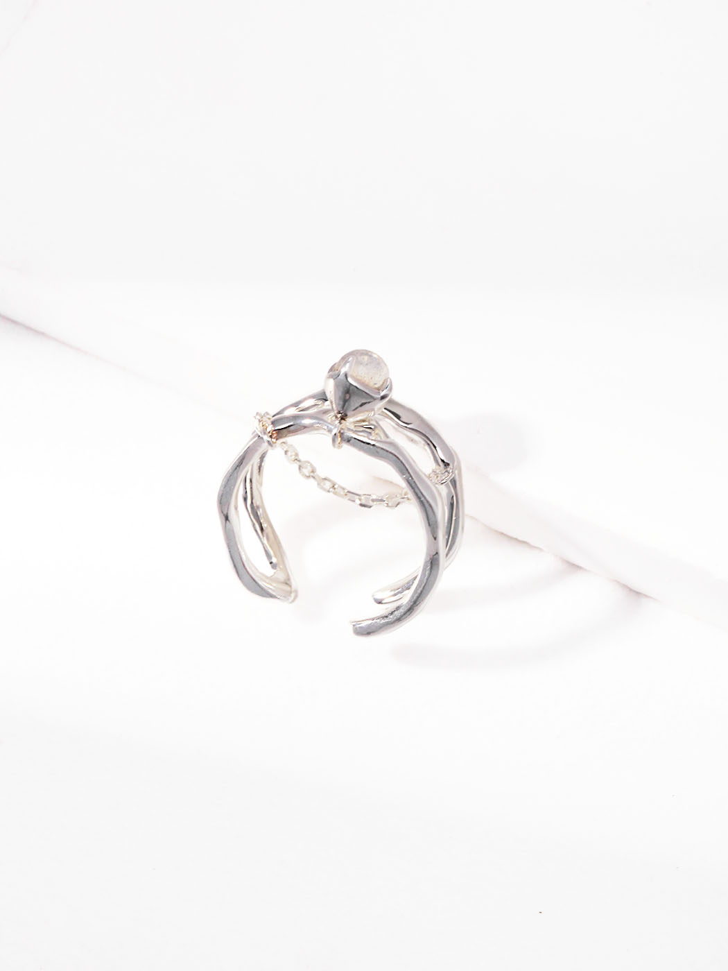 Grey Moonstone Ring S925 Silver with Chain Design - Image 4