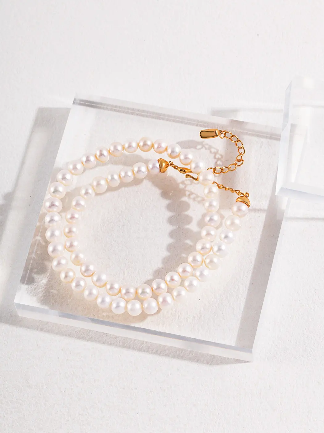 Classic Natural Pearl Necklace