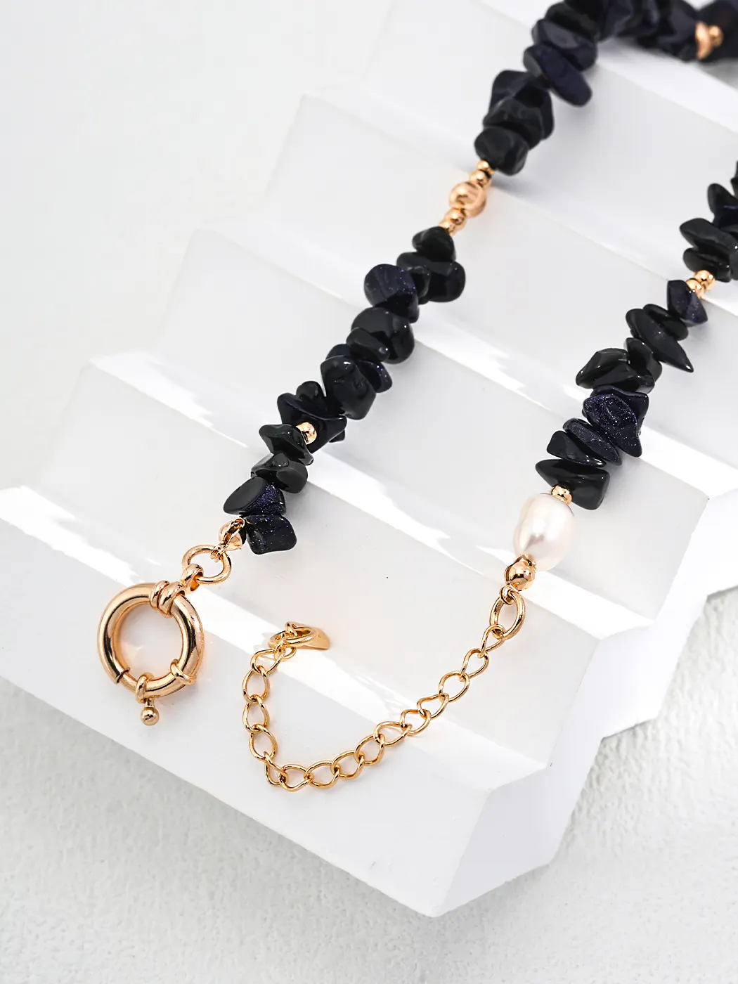 Night Shard Sandstone Necklace with Pearl in S925 - Image 6