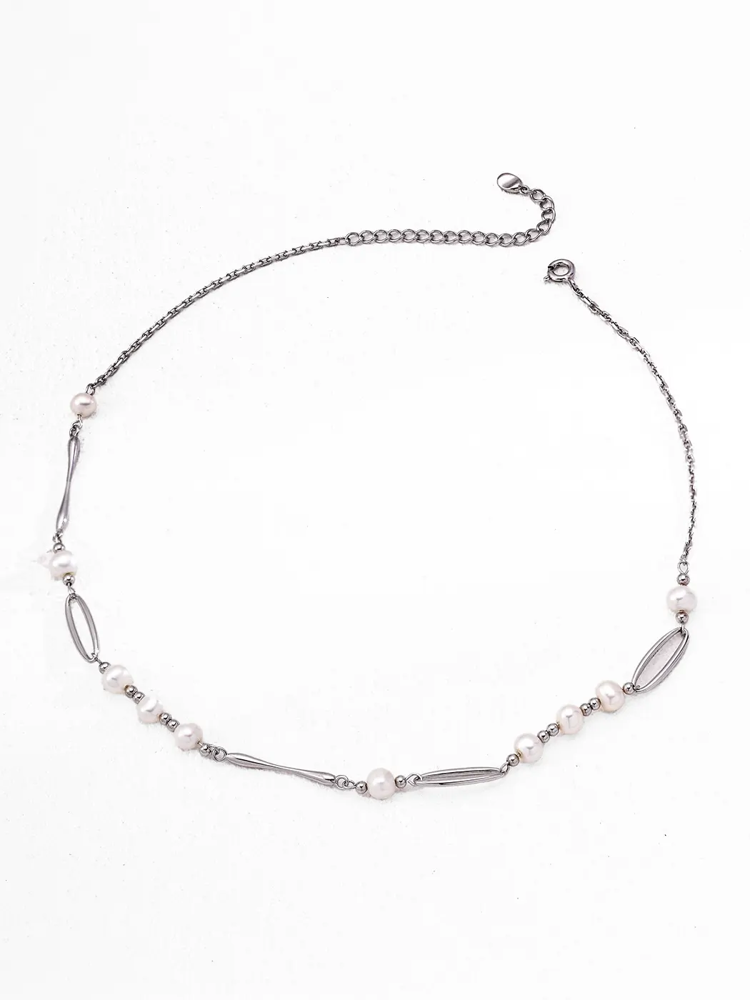 Timeless Line Pearl Necklace in Sterling Silver - Image 5