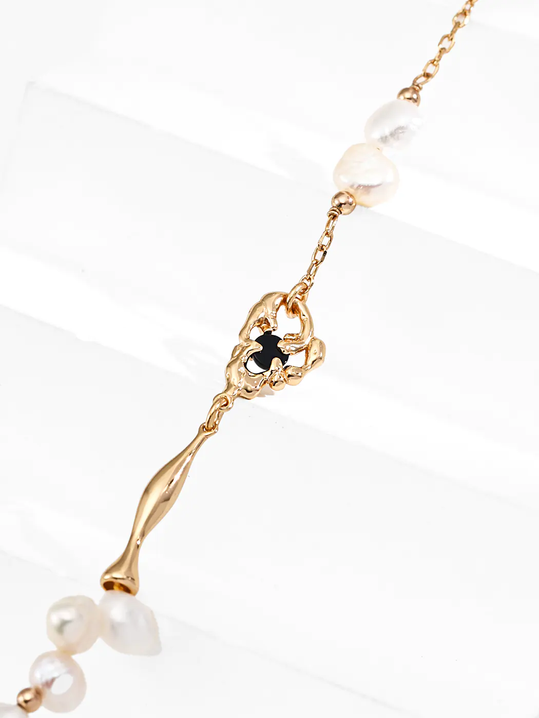 Obsidian Bloom Pearl Necklace with Black Onyx in Sterling Silver - Image 4