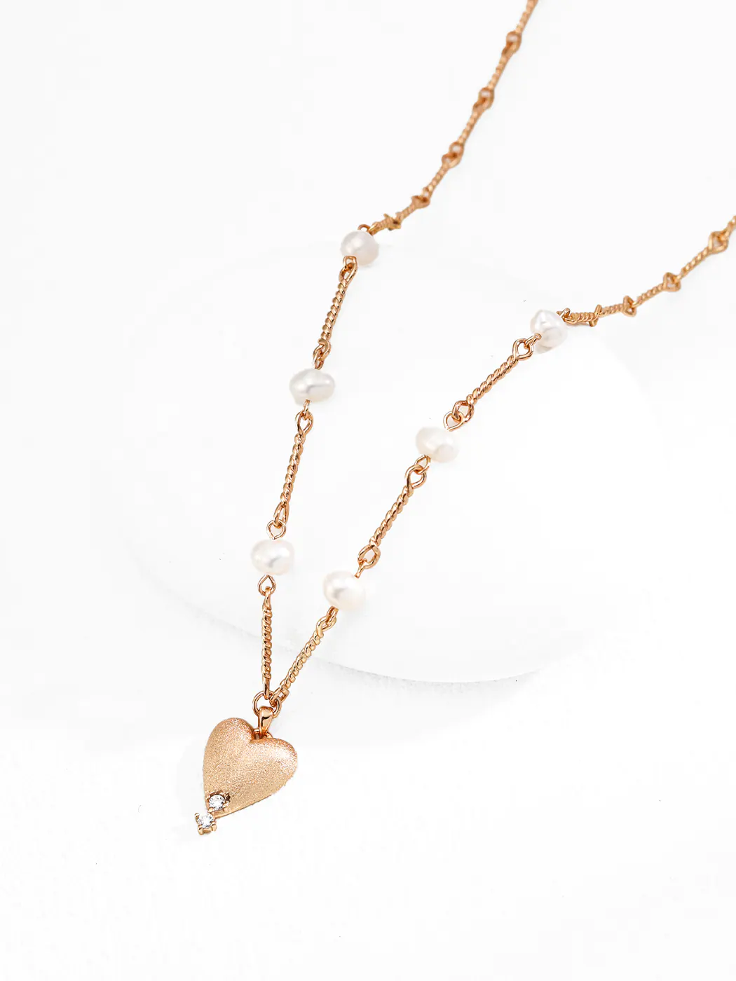 Dewdrop Heart Pendant with Pearl in Sterling Silver - Image 5