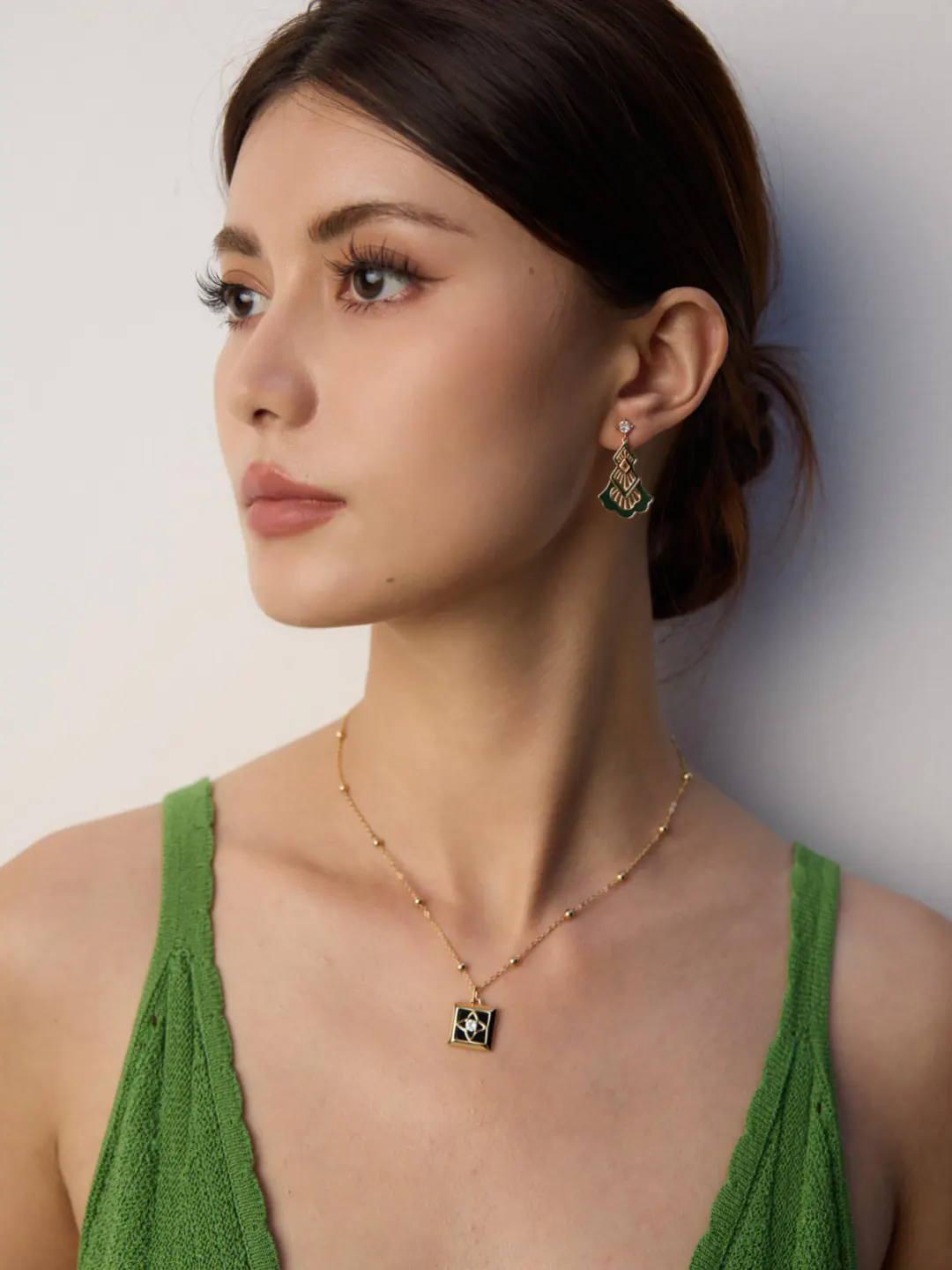 Nocturne Frame Pendant with Onyx and Zircon - Image 5