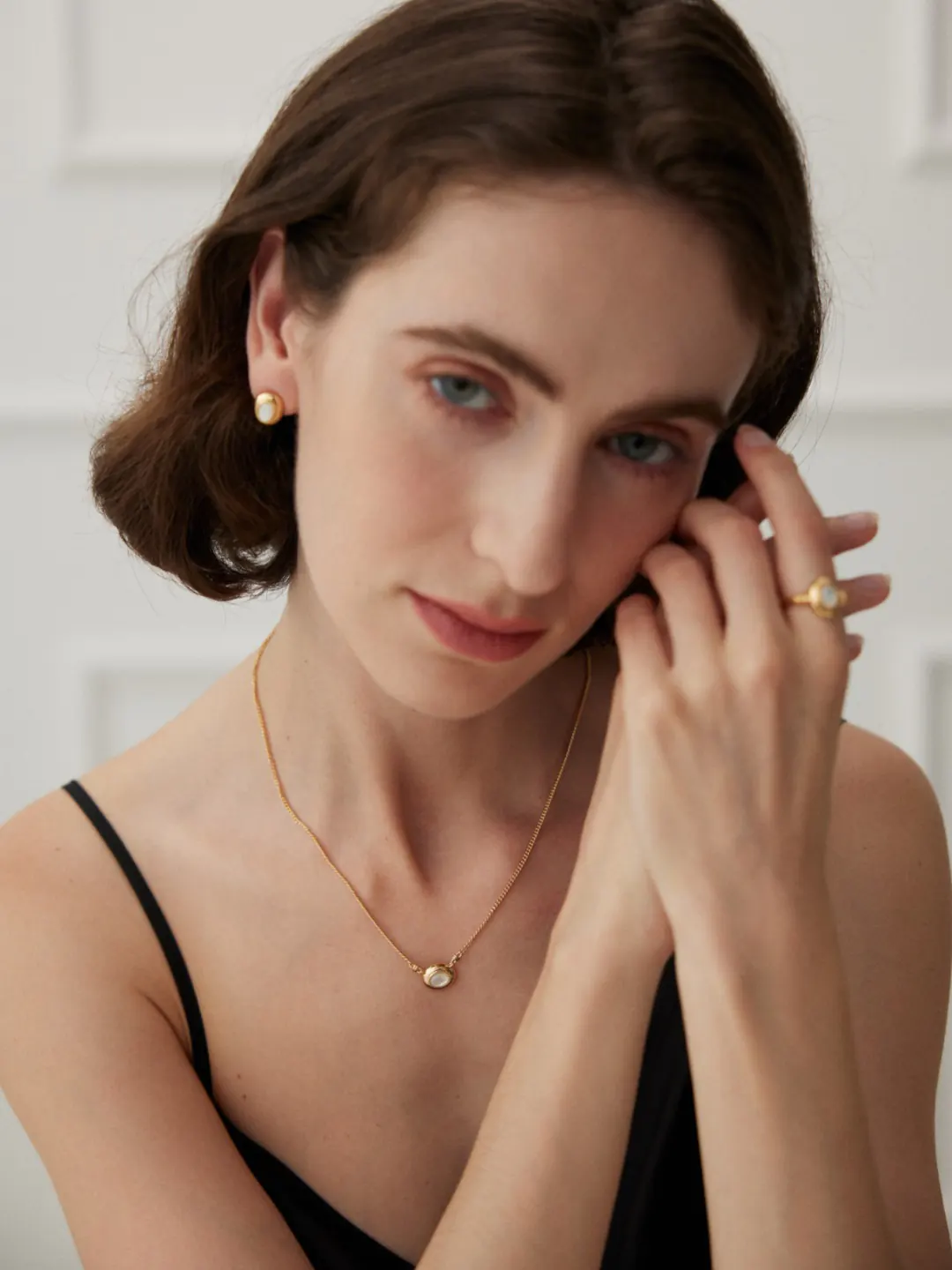 Minimalist Elegant Mother of Pearl Pendant in Sterling Silver - Image 6