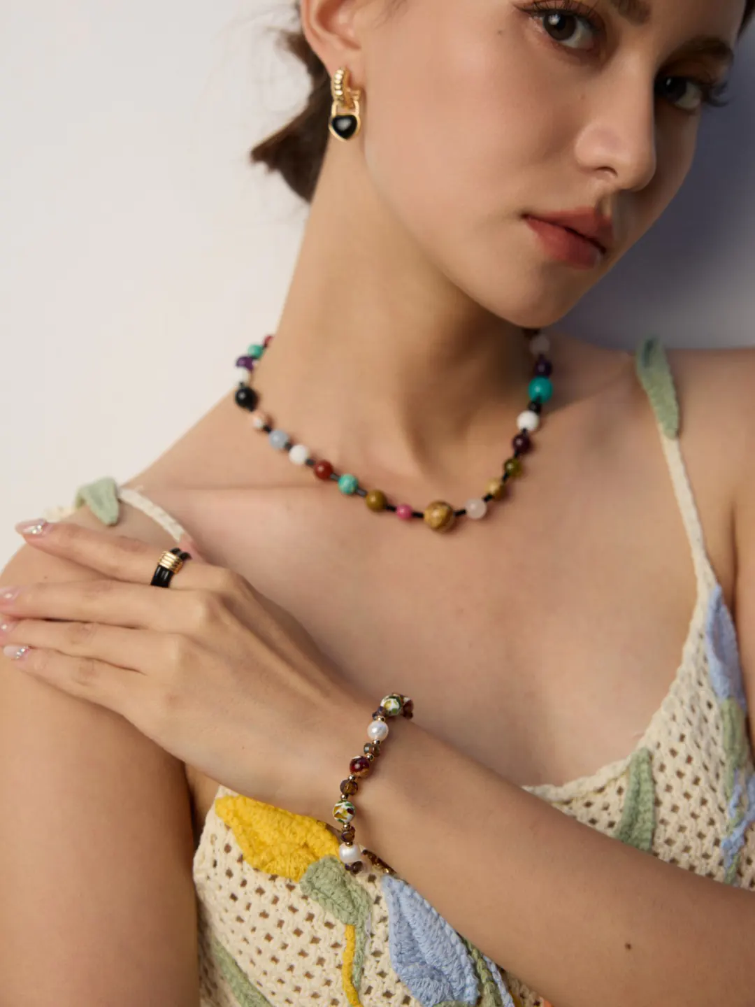 Natural Pearl Shell Bracelet in S925 Sterling Silver - Image 4