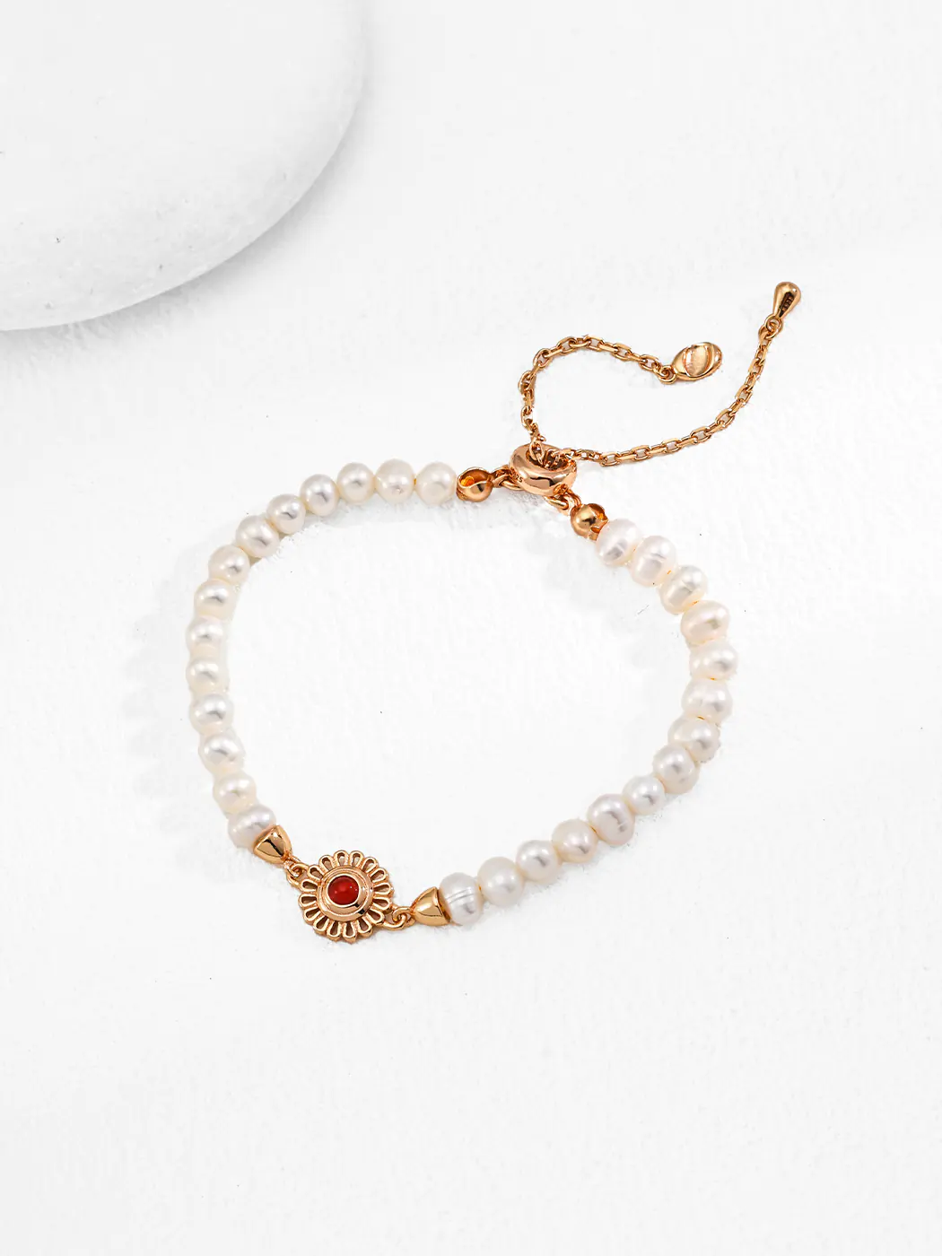 Natural Pearl Red Onyx Bracelet in Sterling Silver