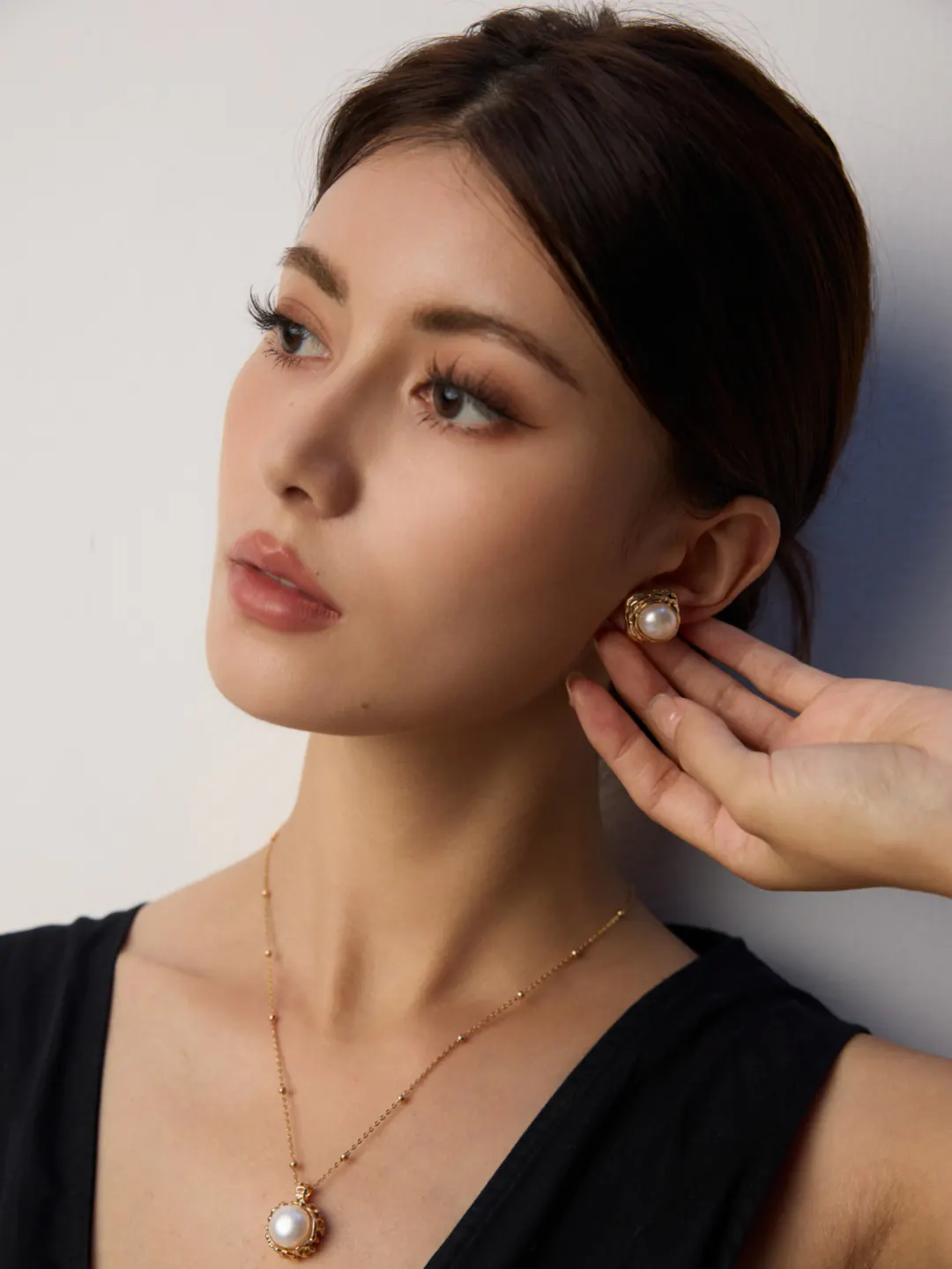 Pearl Stud Earrings – S925 Sterling Silver Vintage Gold & Silver - Image 3