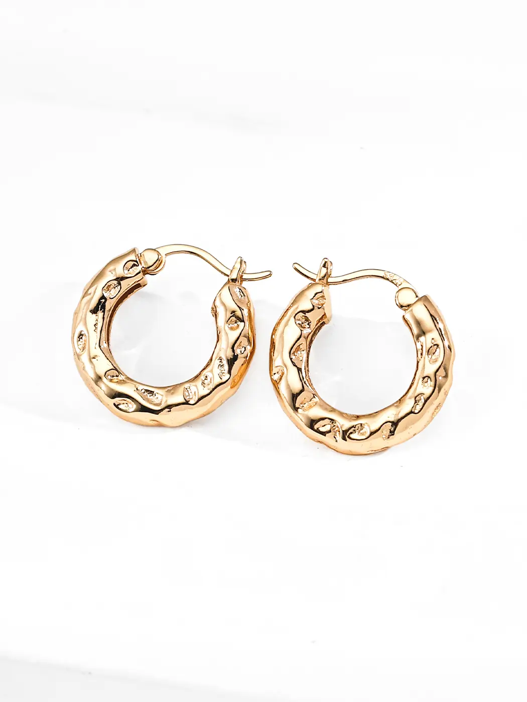 Raw Contour Texture Hoops S925 Minimalist Earrings - Image 3