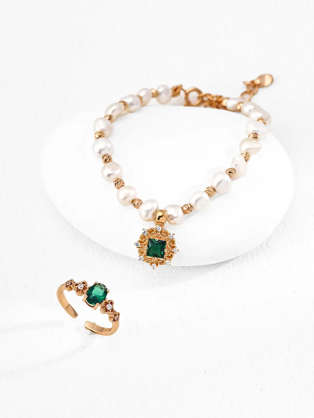 Regal Clover Crest Ring CZ Sterling Silver - Image 4