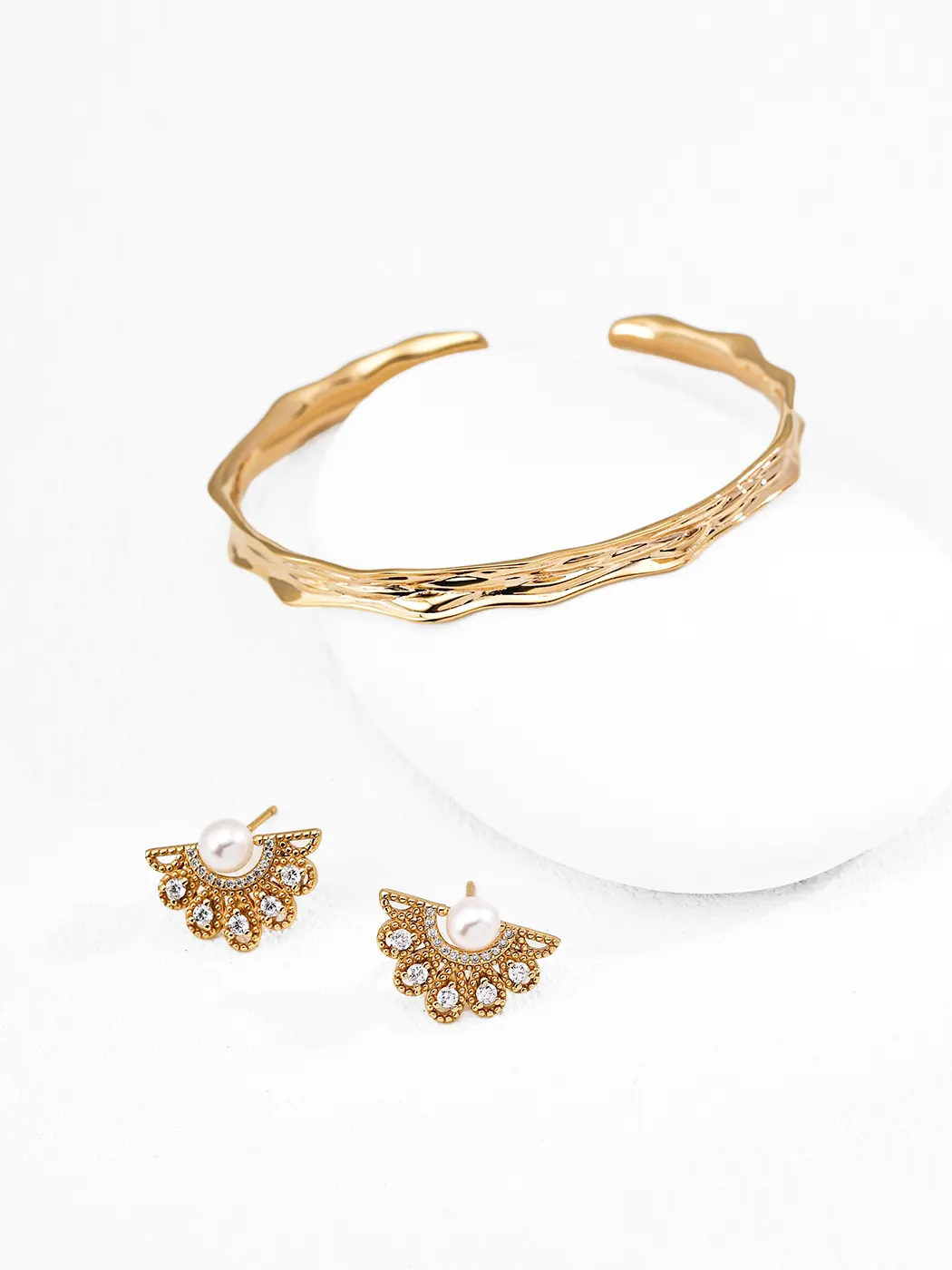 Moonlit Fan Pearl Earrings with CZ in S925 - Image 2